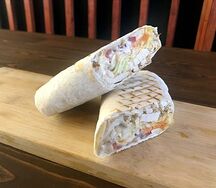 Шаурма с курицей и острой морковью