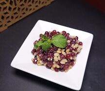 Брусника с орехами