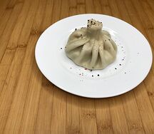 Хинкали из свинины и говядины 3 штуки