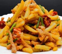 Картофель фри и куриное филе в кляре