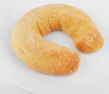 Рогалик сахарный