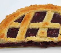 Песочный пирог с вишней