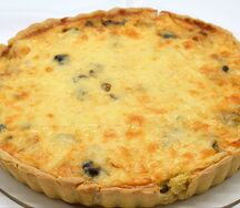 Пирог заливной с мраморной говядиной и беконом