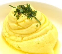 Картофельное пюре со сливочным маслом