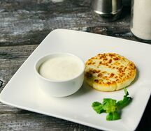 Сырники со сметаной 