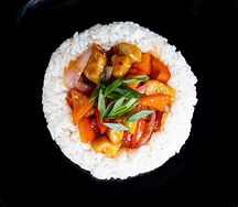 Сладко острая курица с рисом
