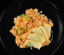 Жаренный рис с курицей