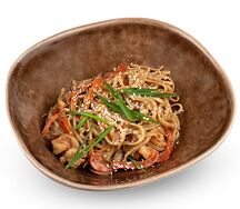 Wok с курицей