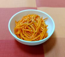 Салат из моркови