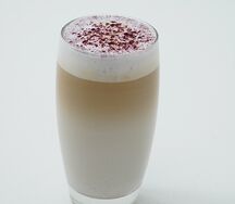 Латте чёрная смородина и личи 