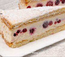 Торт Ягодный с маскарпоне 