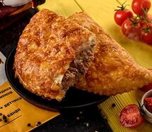 Чебурек с мраморной говядиной