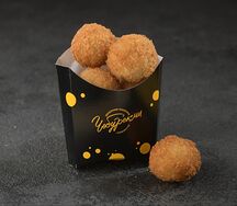 Сырные шарики с халапеньо