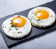 Глазунья с сыром