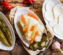 Овощи маринованные
