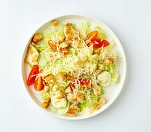 Салат Цезарь с курицей