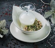 Окрошка с ветчиной с кефиром