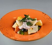 Салат фруктовый