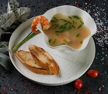 Уха царская из трех видов рыб