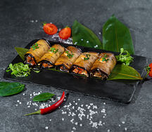 Рулетики из баклажанов