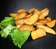 Картофельные дольки в специях