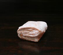 Даниш с брусникой