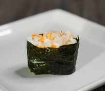 Гункан с креветкой