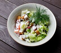 Салат Дублин с колбасками