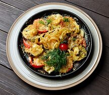 Баклажаны, запеченные с томатами