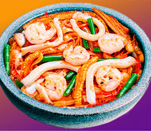 Вок с креветкой и кальмаром в устричном соусе