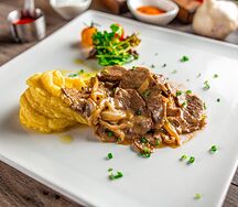 Мясо по-бургундски