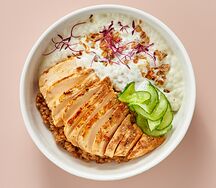 Гречневая каша с цыплёнком и муссом из сыра пармезан