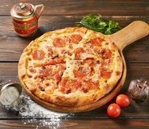 Хачапури с пеперони и томатной сальсой