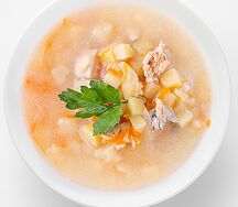 Уха с кетой и форелью