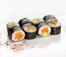 Хосомаки с лососем