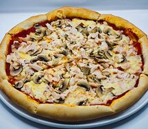 Пицца с курицей и грибами