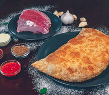 Чебурек с бараниной