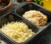 Куриный рулет с ананасом и кускусом