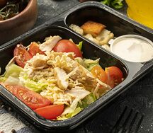 Цезарь с курицей