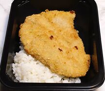 Шницель по венски, рис