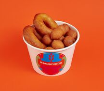 Творожные шарики и 4 пышки