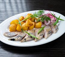 Сельдь пряного посола с картофелем