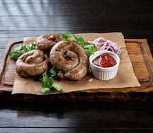 Колбаски бараньи на мангале