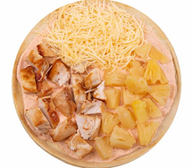 Закрытая пицца с ананасами