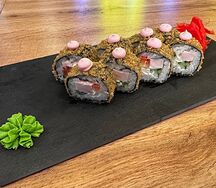 Жареный ролл с курицей