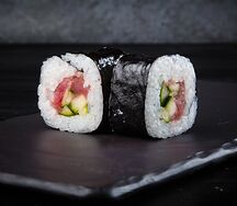 Хосомаки с тунцом