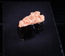 Гункан с креветкой