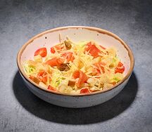 Салат Цезарь с лососем