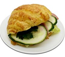 Круассан с ветчиной и сыром