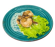 Стожки куриные в грибном соусе